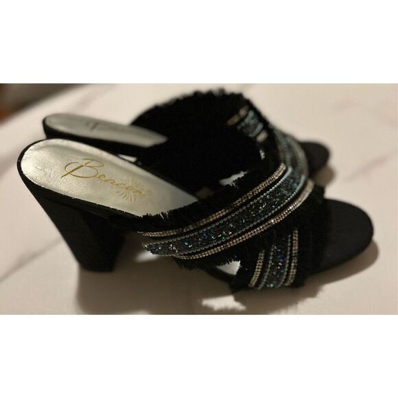 Beacon Sandals Size 9 1/2 - Picture 4 of 7